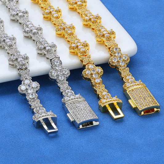Bransoletka krzyzowa iced out